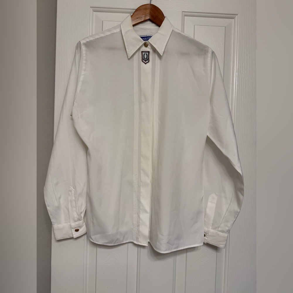 Pendleton Women’s Vintage White Long Sleeve w/ Crest Embroidery 80s/90s sz 12